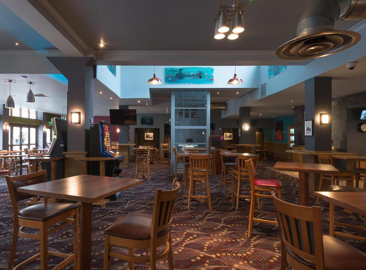 Admiral Of The Humber Wetherspoon Kingston upon Hull Exteriér fotografie