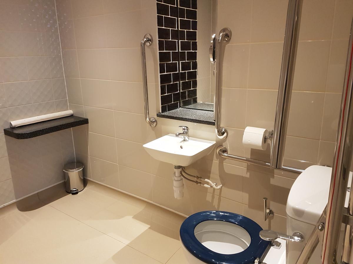 Admiral Of The Humber Wetherspoon Kingston upon Hull Exteriér fotografie